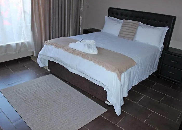 Mmakosha Lodge